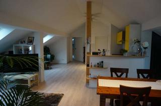 Immobilie mieten in Udetstrasse 4A, 85051 Ingolstadt, Traumhafte, moderne DG-Wohnung mit Balkon in Einfamilienhaus, Stadtnah in bester Lage