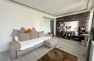 Wohnung kaufen in 41540 Dormagen, Quadratisch – Praktisch – Gut – Saniert! Vermietete 3-Zimmerwohnung im 4. Obergeschoss! Aufzug!