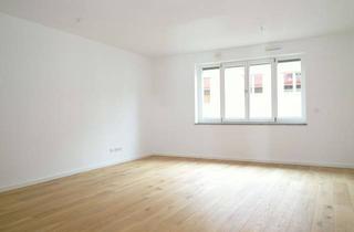 Wohnung mieten in Pfanzeltplatz 15, 81737 München, Neuwertige 2-Zimmer-Wohnung mit EBK in München