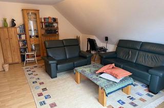 Wohnung mieten in Alstadener Str. 3/3a, 45476 Styrum, Gemütliche und große 3-Zimmer-Dachgeschosswohnung mit Balkon in kleiner Wohneinheit