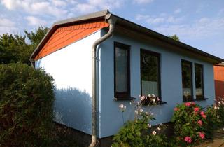 Haus kaufen in 18439 Devin, Charmantes Ferienhaus in Stralsund-Devin – nur 250 m vom Wasser entfernt, gegenüber der Insel Rügen!