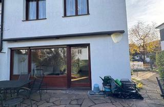 Haus kaufen in 85748 Garching, Top in Schuss!!! REH in Garching