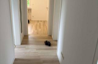 Immobilie mieten in Lohnskotter Weg 20, 51069 Dünnwald, Erstbezug nach Sanierung: freundliche 3-Zimmer-Wohnung mit Terrasse und Garten in Köln