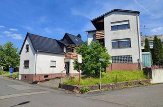 Haus kaufen in 35630 Ehringshausen, 2 Wohnhäuser mit 3 Garagen auf einem Grundstück in Katzenfurt