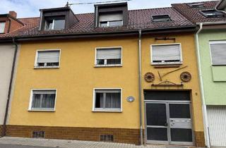 Haus kaufen in 68239 Mannheim, Mannheim - Ma-Seckenheim, 3 Familienhaus am Wasserturm