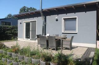 Haus kaufen in 10115 Berlin, Berlin - Ferienhaus am See in Neverin - Baujahr 2022, voll möbliert