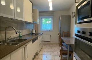 Wohnung kaufen in 51647 Gummersbach, Gummersbach - 4-Zimmer Wohnung mit zwei Balkonen zu Verkaufen