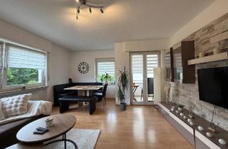 Wohnung kaufen in 70806 Kornwestheim, Kornwestheim - Renovierte 3 Zimmer Wohnung mit großem Wohnzimmer und toller Raum