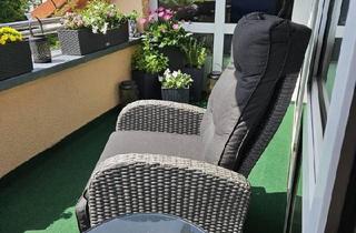 Wohnung kaufen in 38820 Halberstadt, Halberstadt - Charmante 3-Zimmer-Dachgeschosswohnung mit sonniger Loggia!