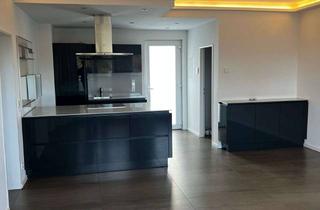 Wohnung kaufen in 53123 Duisdorf, Exklusive Dachgeschosswohnung mit zwei Terrassen