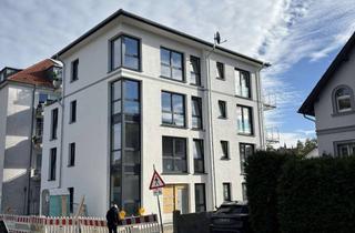 Penthouse mieten in 33617 Innenstadt, Penthouse-Erstbezug mit Blick über Bielefeld – 2-Zimmer-Wohnung in zentraler, ruhiger Lage