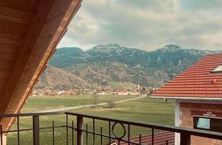 Wohnung mieten in Am Zieglerfeld 2a, 83229 Aschau, 2-Zimmer Dachgeschosswohnung mit Balkon in Aschau im Chiemgau