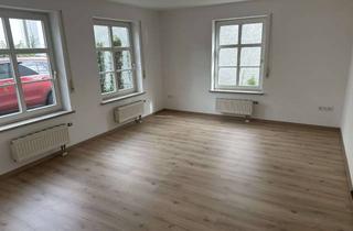 Wohnung mieten in 89335 Ichenhausen, Büro / Büroräume / Praxis / Praxisräume in zentraler und ruhiger Lage im EG in Ichenhausen