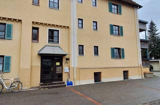 Wohnung mieten in Schelmenhofstraße 2a, 87600 Kaufbeuren, Helle Dachgeschosswohnung mit Südbalkon & Bergblick – zentral in Kaufbeuren