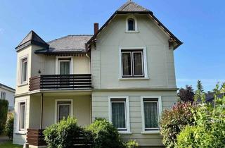 Wohnung mieten in 23843 Bad Oldesloe, Stilvolle, generalsanierte 3-Zimmer-Altbauwohnung mit Balkon und Garage – 91 m² in Top-Lage