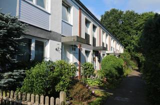 Reihenhaus kaufen in 24340 Eckernförde, Wohlfühlen leicht gemacht – renoviertes Reihenhaus mit sonniger Terrasse, Garten und Keller