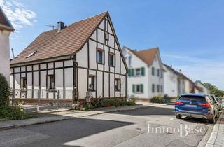 Haus kaufen in 76275 Ettlingen, Schönes Fachwerkhaus mit großem Grundstück in begehrter Lage von Ettlingenweier - Bauplatz inklusive