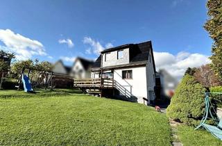 Haus kaufen in 09366 Stollberg, "Traumhaftes Zweifamilienhaus mit großem Garten, PV-Anlage, Wärmepumpe und E-Ladestation"