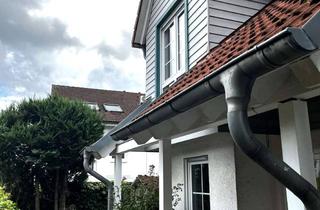 Haus mieten in 60437 Nieder-Eschbach, Familienfreundliches Reihenendhaus mit kleinem Garten und TG-Stellplatz in Frankfurt-Nieder Eschbach