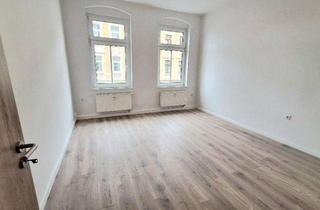 Wohnung mieten in 08527 Plauen, Neu renovierte 4-Raum-Whg. m. Balkon nahe Zentrum