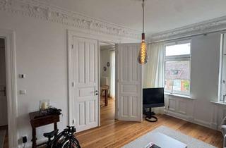 Wohnung kaufen in Osterstraße 167, 20255 Eimsbüttel, Luxuriös sanierte Altbauwohnung in Eimsbüttel mit Großzügigem, rückwärtigem , sonnigem Balkon!