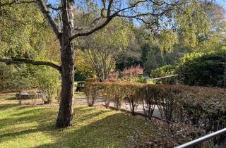 Wohnung kaufen in Dernauer Straße 22, 22047 Wandsbek, Sonne, Ruhe, Wohlgefühl: Traumhafte 2-Zi.-Wohnung mit SW-Terrasse, Tiefgarage und viel Grün