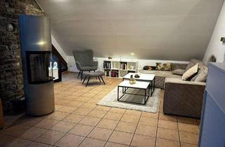 Wohnung mieten in Ardennenstraße 44, 52076 Walheim, Modernisierte und gemütliche DG-Wohnung mit SW-Balkon (Austritt) und Kaminofen