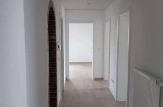 Wohnung mieten in Am Breiten Steig 13, 93155 Hemau, Helle 5-Zimmer Erdgeschosswohnung mit Garten in Hemau, OT Hohenschambach