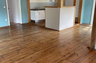 Wohnung mieten in Vor Dem Berge, 31553 Auhagen, Toller Blick, attraktive 3,5-Zimmer-Wohnung mit großem Balkon