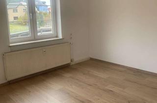 Wohnung mieten in Hohensteiner Str., 09337 Bernsdorf, Renovierte 3-Zimmer-Wohnung mit Balkon in wüstenbrand