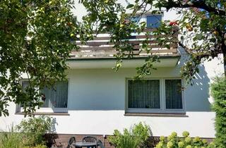 Haus kaufen in Florastraße 14, 30900 Wedemark, Schönes freistehendes Haus in Wedemark-Hellendorf