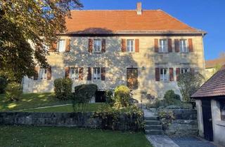 Haus kaufen in Hans-Raithel-Str. 45, 95463 Bindlach, Denkmalgeschütztes ehemaliges Pfarrhaus - Einzigartiger Wohntraum mit Charme