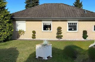 Haus kaufen in 23689 Pansdorf, Walmdach Bungalow Nähe Ostsee´