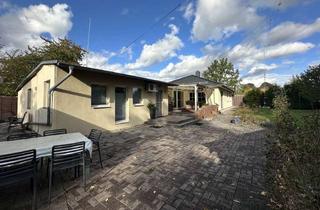 Haus kaufen in 04683 Naunhof, Exklusives Waldgrundstück im Villenviertel