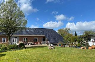 Haus kaufen in 24558 Wakendorf, Exklusives Wohnen mit Landhausflair im Hamburger Umland