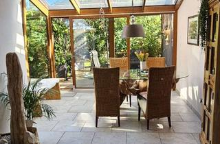 Reihenhaus kaufen in 69231 Rauenberg, Breites (!) lichtdurchflutetes Reihenhaus mit romantischem Garten von privat zu verkaufen