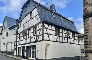 Haus kaufen in 56746 Kempenich, Zwei Häuser, fünf Einheiten, viele Möglichkeiten! Top Rendite!