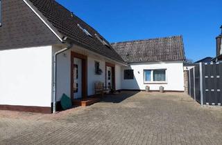 Haus kaufen in 21706 Drochtersen, Drochtersen - Ein- bzw. Zweifamilienhaus mit möglichem zusätz. Bauplatz