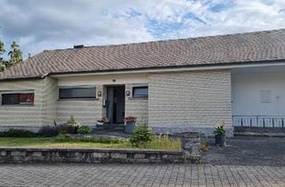 Einfamilienhaus kaufen in 54687 Arzfeld, Arzfeld - Freistehendes Einfamilienhaus mit Einliegerwohnung im Keller