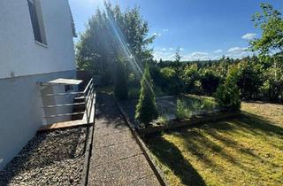 Wohnung kaufen in 65510 Idstein, Idstein - Eigentumswohnung mit eigenen Garten.