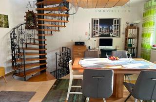 Wohnung kaufen in 77972 Mahlberg, Charmante Maisonette-Wohnung mit Kamin, Einbauküche, Garage und Garten