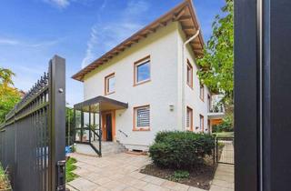 Wohnung kaufen in 75175 Buckenberg, Charme unter dem Dach: Lichtdurchflutete 3-Zimmer-Wohnung | Pforzheim