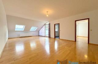 Wohnung kaufen in 65779 Kelkheim, Charmante 4-Zimmer-Wohnung mit EBK und Garage in Kelkheim-Fischbach