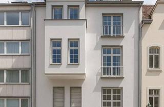 Wohnung kaufen in 40479 Pempelfort, Stilvolle Altbauwohnung am Hofgraten