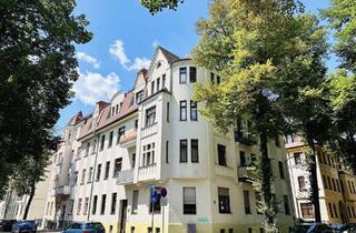 Wohnung kaufen in Lassallestraße 67, 08058 Zwickau, Vermietete 1,5-Raumwohnung mit EBK und Balkon in attraktiver Lage, Nähe Muldenpromenade!