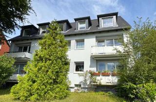 Wohnung kaufen in Holsteiner Chaussee 307a, 22457 Schnelsen, Charmante Dachgeschosswohnung in ruhiger Lage mit Carport-Stellplatz