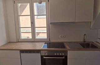 Wohnung mieten in 88400 Biberach, Neu renovierte 1,5-Raum- DG Wohnung im Zentrum von Biberach