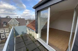 Wohnung mieten in Langerfelder Str. 138, 42389 Langerfeld, TOP! Gepflegtes kleines Dachgeschoss-Apartment mit West-Balkon und Einbauküche in Wuppertal
