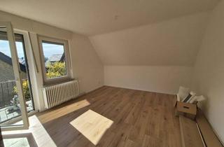 Wohnung mieten in 33378 Rheda-Wiedenbrück, Helle 4-Zimmer-Wohnung mit Balkon im 1. OG in Rheda-Wiedenbrück