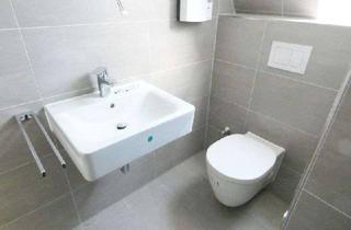 Wohnung mieten in Am Zehnthof 225, 45307 Kray, Modernisierte 2-Zi.-Altbau-Whg.mit Designboden in E-Kray!